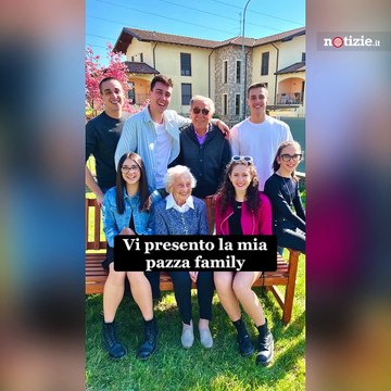 Orietta Berti incontra la bisnonna di 101 anni di Emanuele Ferrari