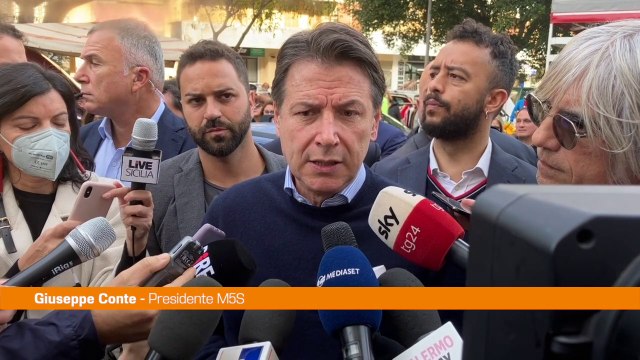 Conte La manovra del Governo è recessiva, nel segno dell'austerity