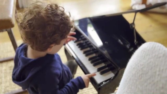 Watch Archie Mountbatten-Windsor sing Twinkle Twinkle in Harry & Meghan docuseries