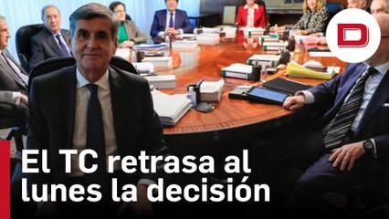 Скачать видео: Un Constitucional fuertemente dividido retrasa al lunes la decisión sobre la reforma de Sánchez para controlar el Poder Judicial