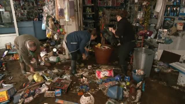 La penosa tarea del recuento de daños