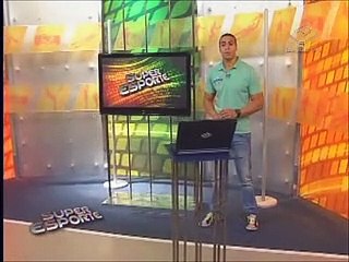 Hamilton vence e Alonso amplia vantagem na ponta