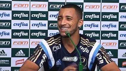 Vitor Hugo comenta preparação do Palmeiras para o Brasileirão