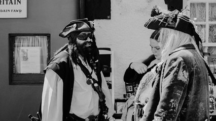 Uncover the Surprising History of Female and LGBTQ+ Pirates 🏴‍☠️