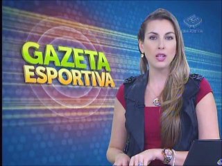 Paulinho recebe o Troféu Mesa Redonda de melhor segundo volante