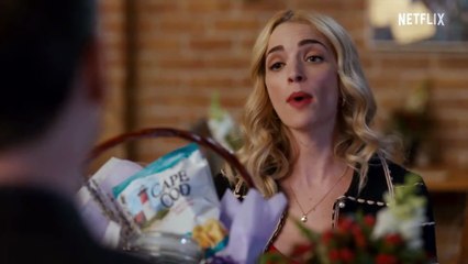 Ginny & Georgia Season 2 Trailer – New Secrets & Drama Drop Jan 5 on Netflix 🍑