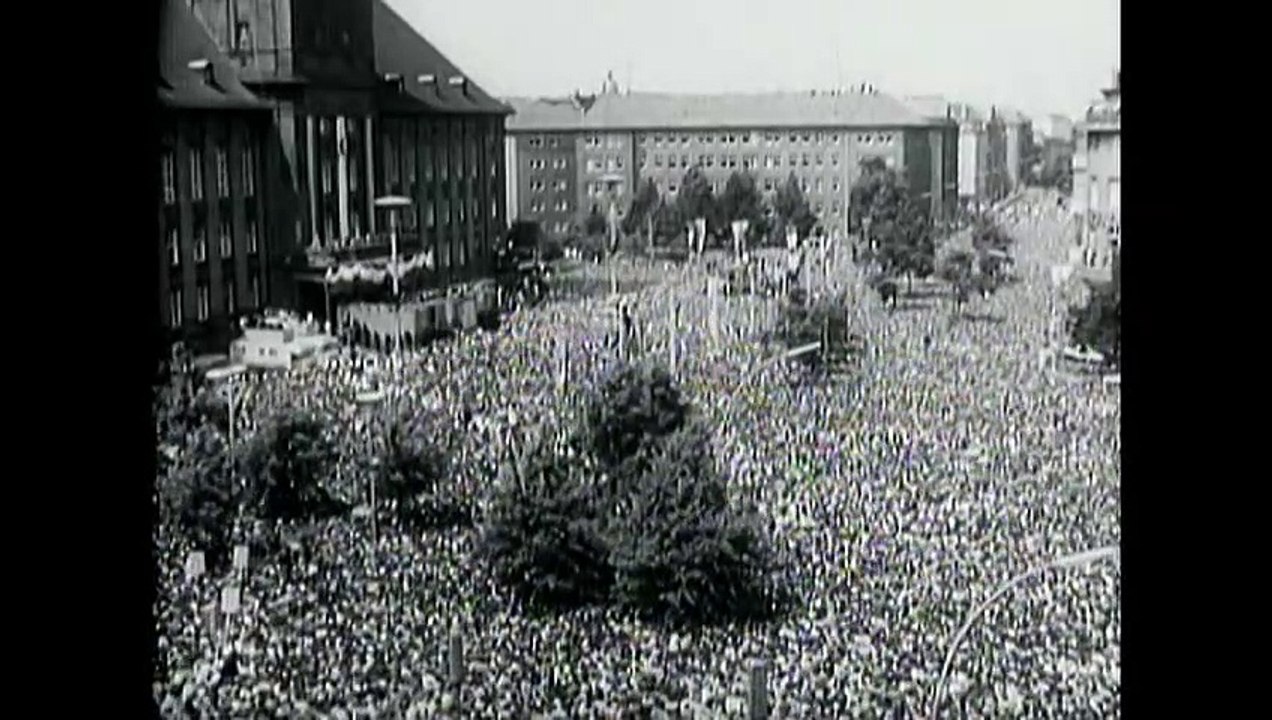 EUA liberam milhares de documentos sobre assassinato do presidente Kennedy