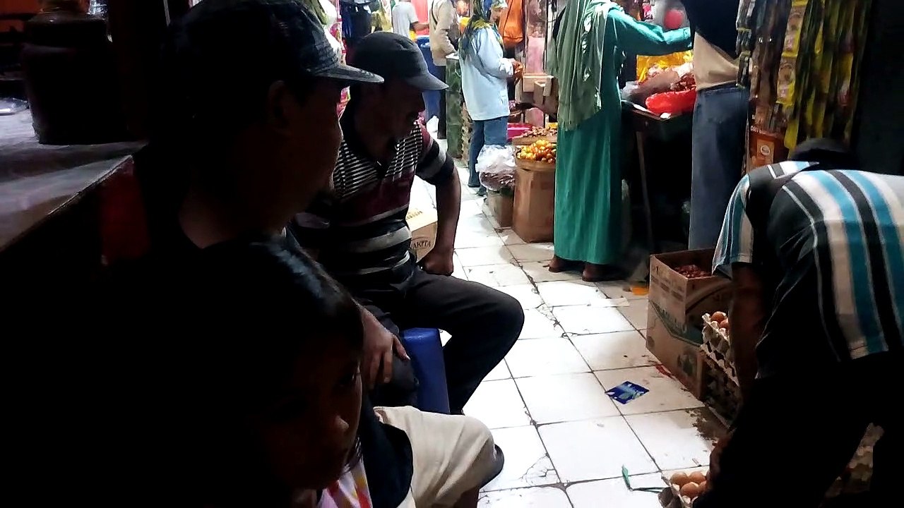 Becanda di pasar
