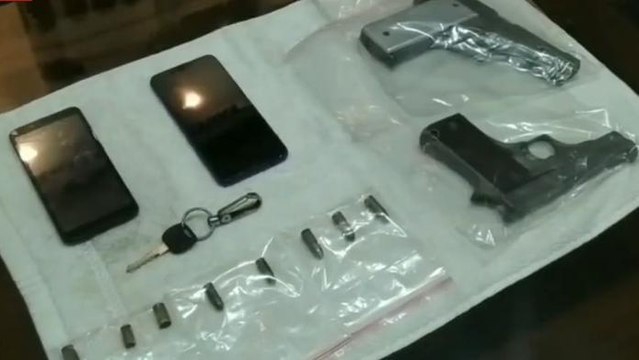 ব্রেকিং-শুটআউট কাণ্ডে গ্রেপ্তার ৩ রাঘব বোয়াল,উদ্ধার ২বন্দুক,৫ রাউন্ড গুলি