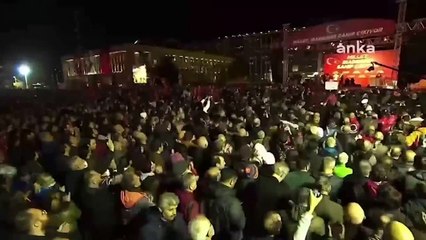 Kurgu demişlerdi! Akşener'e atkı veren genç kadının mesajları ortaya çıktı