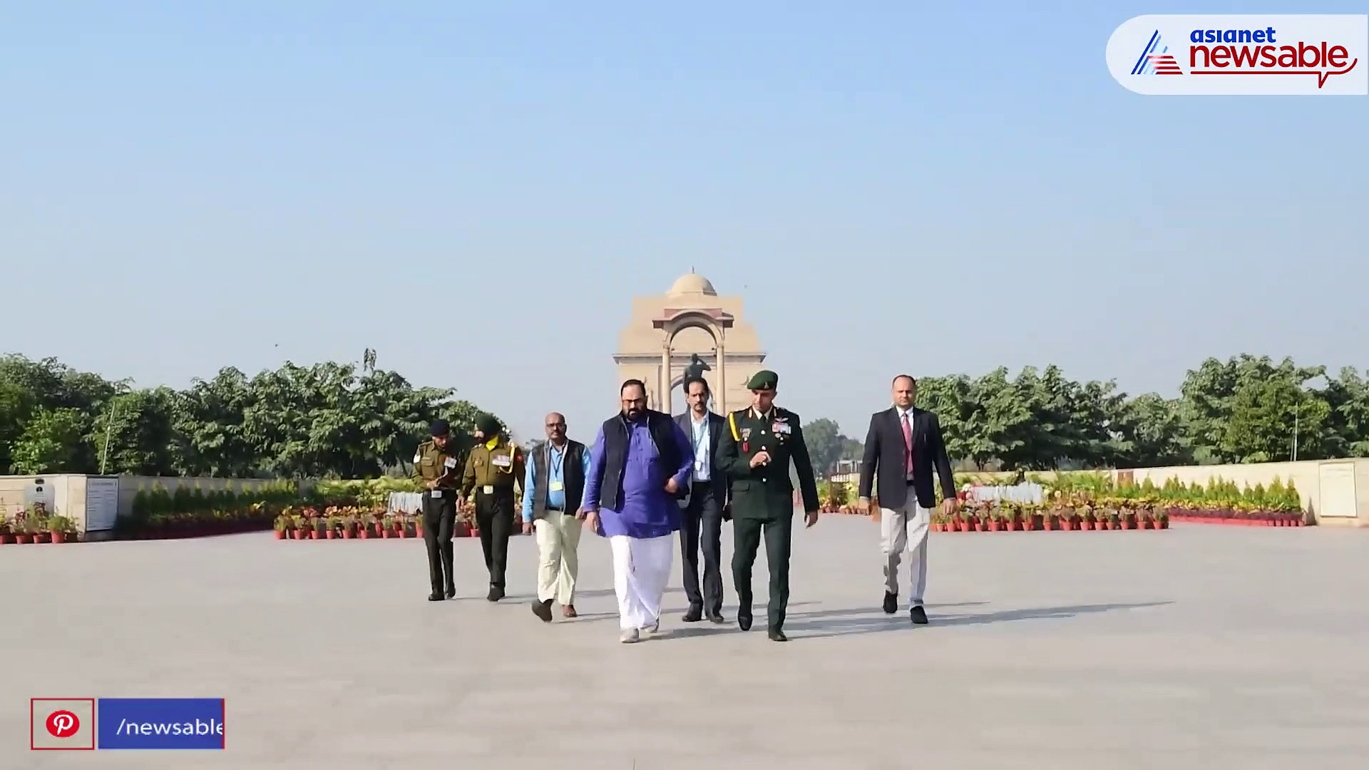 Vijay Diwas 2022: MoS Rajeev Chandrasekhar visits National War Memorial, pays homage to bravehearts