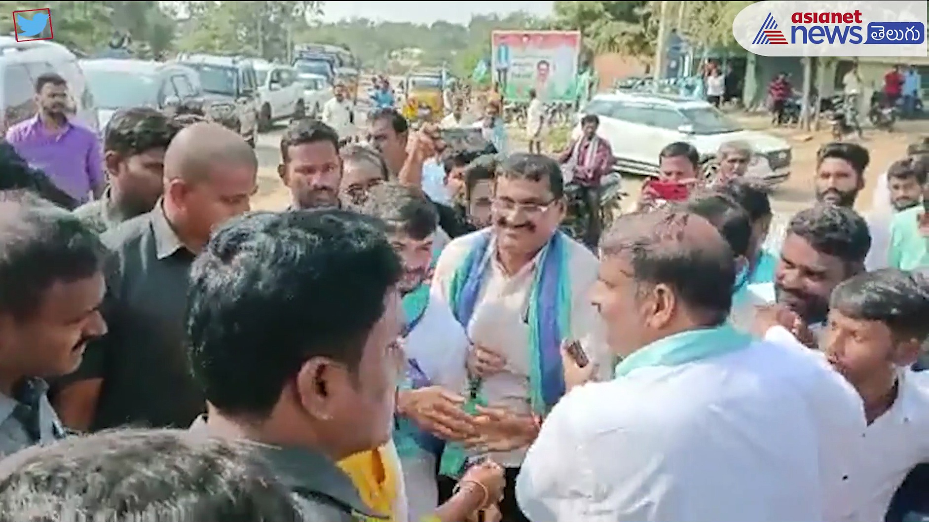 పాలేరు నుండి పోటీకి సై అంటున్న వైఎస్ షర్మిల... పక్కా వ్యూహాలతో ముందుకు...