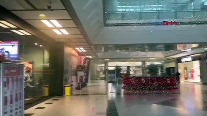 Levent'te AVM yangını