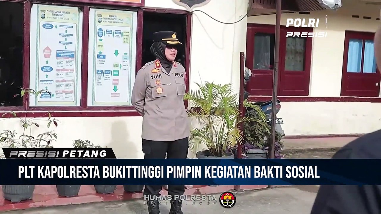 PLT Kapolresta Bukittinggi Bagikan Bantuan Untuk Warga Bukittinggi