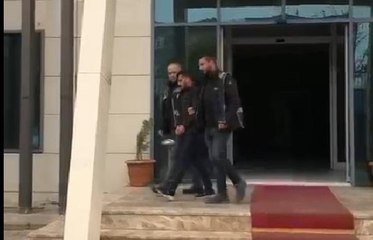 CİNAYET ŞÜPHELİSİ, 'KAÇMAKTAN YORULDUM' DİYEREK KENDİSİNİ İHBAR ETTİ