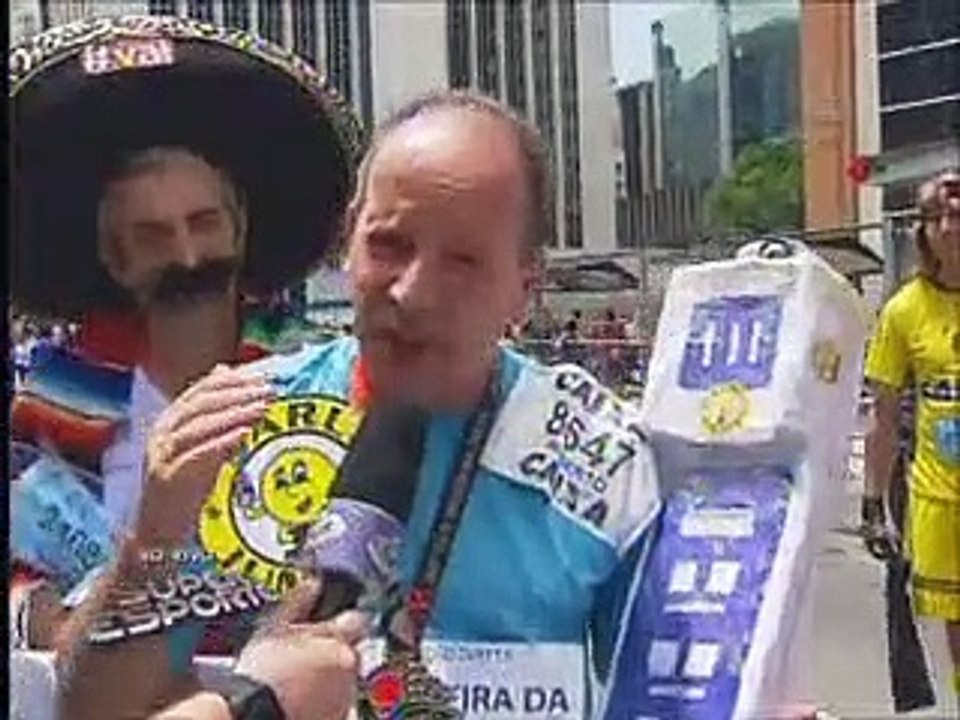 Personagens marcam 88ª São Silvestre