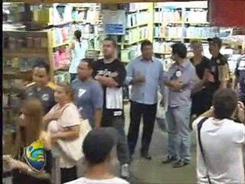 Dupla rival lança livro em homenagem ao Centenário Santista