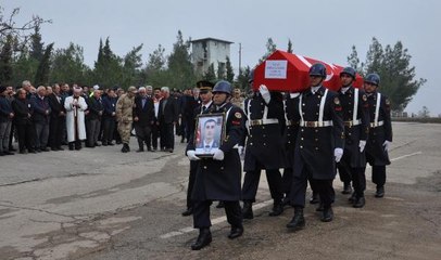 KAZADA ÖLEN ASTSUBAYIN CENAZESİ MEMLEKETİNE UĞURLANDI
