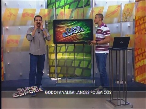 Godói comenta lances polêmicos da rodada do Brasileirão