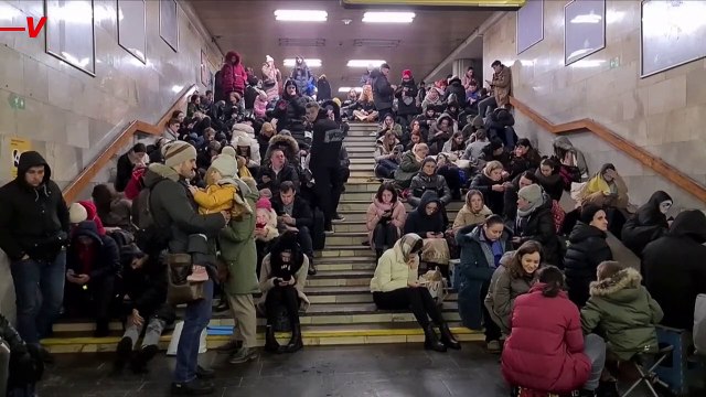 Ukrainians Take Shelter In Metro, Maintain Resolve as Russia Reignites Missile Attacks on Kyiv