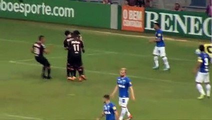 Gols de Cruzeiro 2 x 1 Atlético-PR no MIneirão