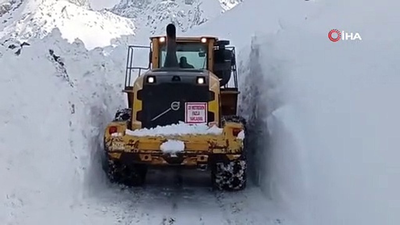 Burası Sibirya değil Türkiye! Kar kalınlığı 4 metreyi geçti