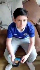 Hijo le pidió a su padre el corte de Ronaldo, pero terminó con el look del futbolista equivocado