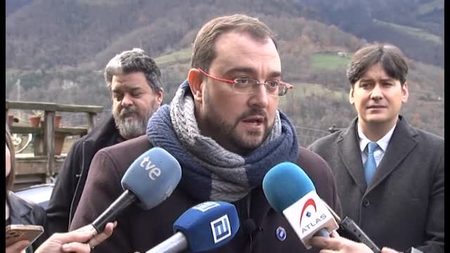 Aumentan las críticas a Sánchez en el PSOE por ceder ante el independentismo