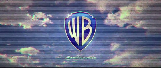 Téaser tráiler de la película "La niña de la comunión", dirigida por Víctor García.