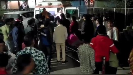 उज्जैन: महाकाल दर्शन कर लौट रहे ग्रामीणों की कार पलटी, 1 की मौत आधा दर्जन घायल