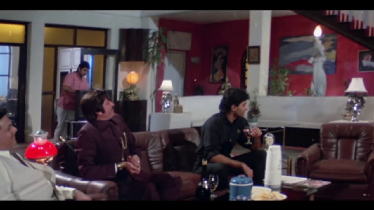 pWatch evergreen super hit romantic song Dil Deewana Bin Sajna Ke Maane Naa sung by S. P. Balasubrahmanyam and Lata Mangeshkar from the blockbuster romantic hit family drama movie Maine Pyar Kiya (1989) starring Salman Khan & Bhagyashree in the lead. The