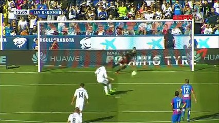 Real Madrid goleira Levante; Barça vence Eibar e segue na liderança