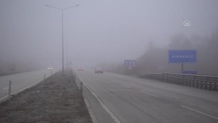 KIRIKKALE - "Kilit kavşak" Kırıkkale'de sis etkili oldu