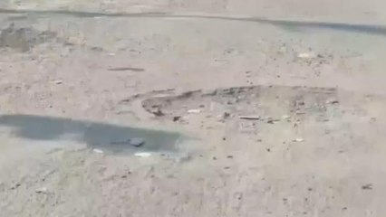 बिजनौर:सड़कों में गहरे गड्ढे होने से राहगीरों को हो रही परेशानी
