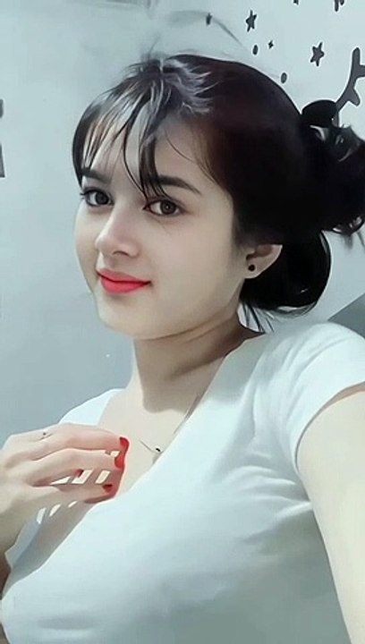 pretty girl tiktok