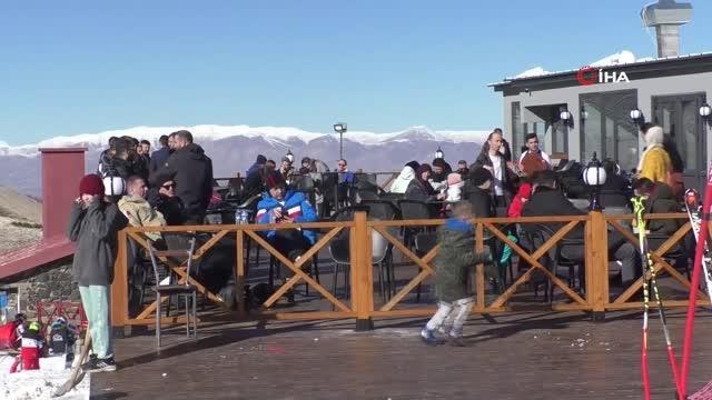 Palandöken'de hafta sonu kayak keyfi