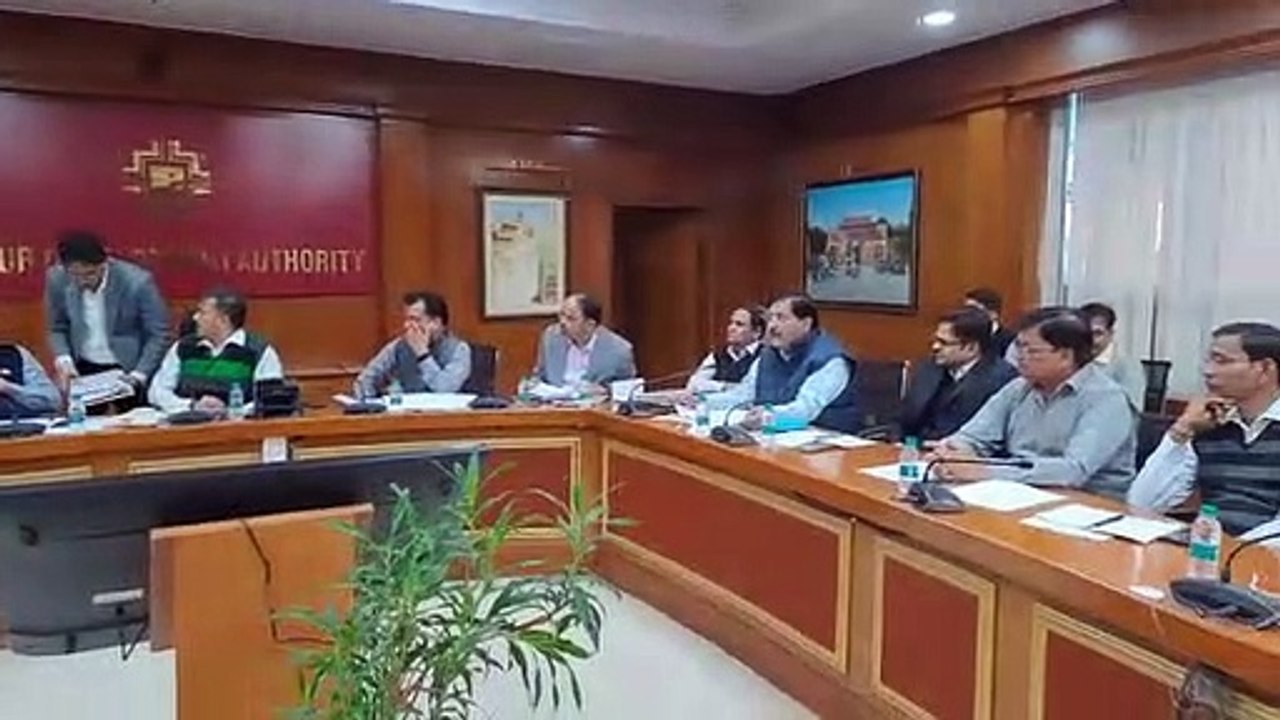 JDA...60 मीटर चौड़ी सेक्टर सड़क के लिए 3.45 करो...