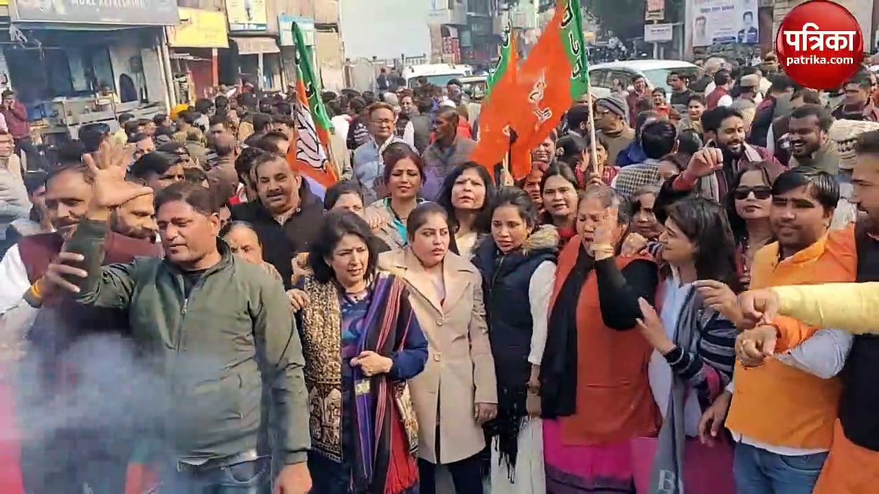 पाकिस्तान पर फूटा भारतीयों का गुस्सा जमकर नारेबाजी