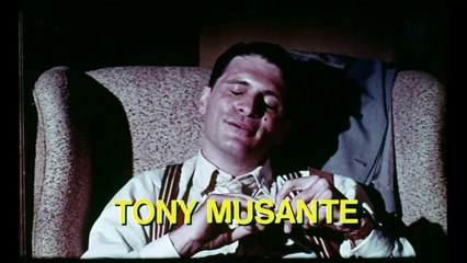 Pas d'Orchidées pour Miss Blandish Bande-annonce (EN)