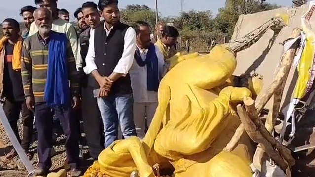 शिवपुरी: असमाजिक तत्वों ने तोड़ी झलकारी बाई की प्रतिमा,लोगों ने जताई नाराजगी