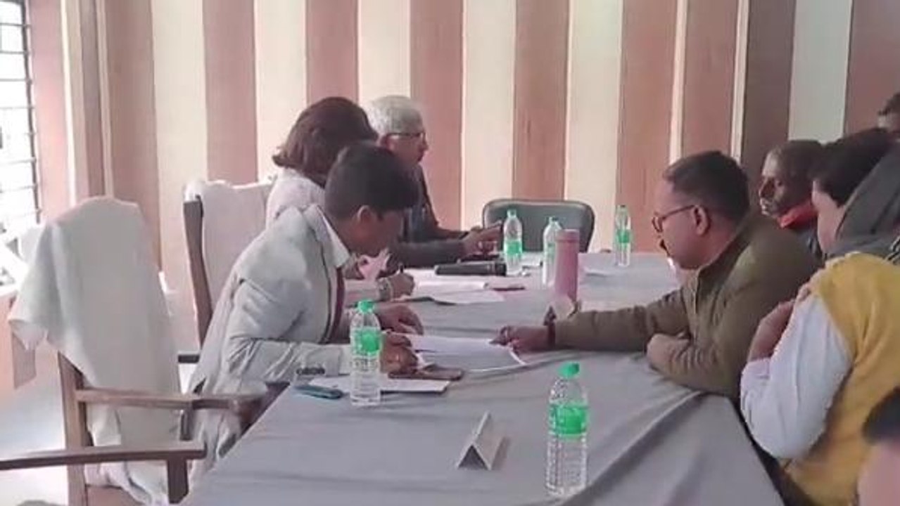 अयोध्या: नयागंज चौकी प्रभारी पर मकान खाली कराने ने नाम पर रुपये मांगने का लगा आरोप