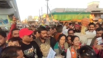 सतना : भाजपा कार्यकर्ताओं ने बिलावल भुट्टो और पाकिस्तान का किया पुतला दहन