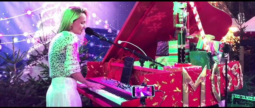 MOrisse en live depuis le Village de Noël de Nice : Les chansons cadeaux de France Bleu Azur ( Hallelujah )