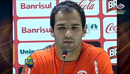 Internacional treina de olho no Santos