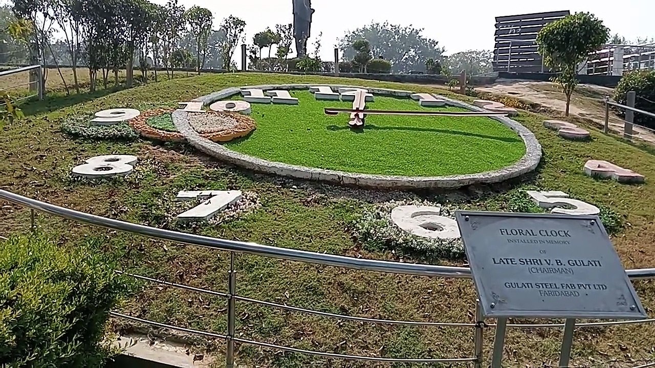 दुनिया की biggest WATCH ⏰️️⏲️ FARIDABAD, INDIA ️ #biggestwatch #watch #magicwatch #kkvlog