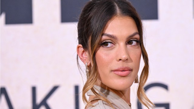 Voici - « Parfois, ça a du bon de vieillir : Iris Mittenaere dévoile une ancienne photo sur laquelle elle se trouve affreuse