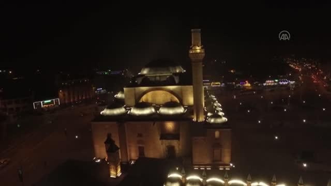 Hazreti Mevlana'nın 749. Vuslat Yıl Dönümü Uluslararası Anma Törenleri - Sema Gösterisi (2)