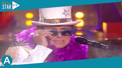 Miss France 2023 : Jean-Pierre Foucault déguisé en Elton John, les internautes sont perplexes