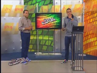 Mazinho brilha e comanda goleada da classificação