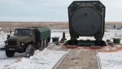 Dünyayı tedirgin eden video! Rusya kapakları açıp, Putin'in "Yenilmez" dediği yeni silahını ilk kez görücüye çıkardı